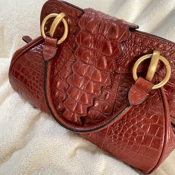 Isabella Adams Crocodile Top Grain cowhide leather hand and shoulder bag
